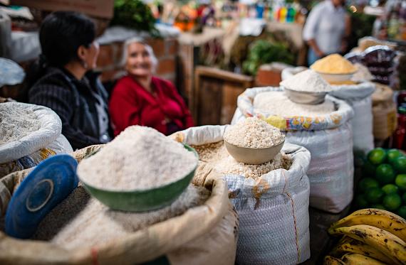 Shopping and markets